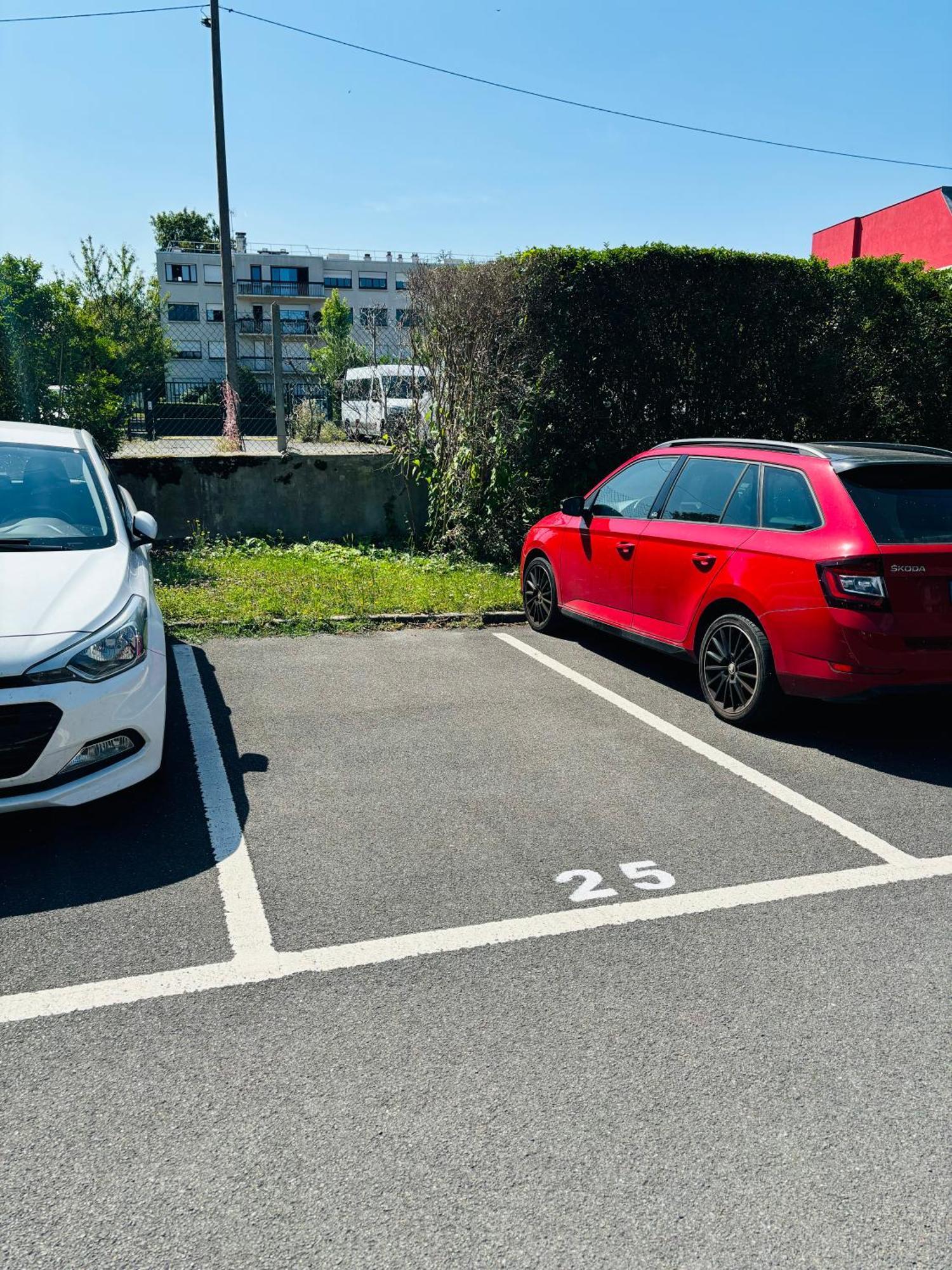 Le Chateaubriand - Calme, Balcon Et Parking Châtenay Exterior foto