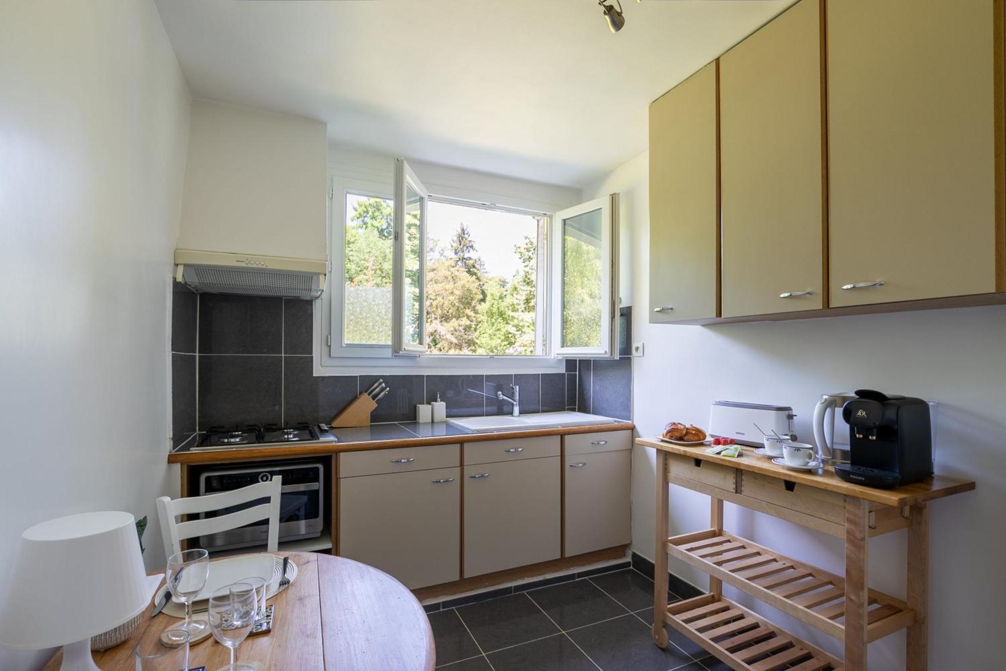 Le Chateaubriand - Calme, Balcon Et Parking Châtenay Exterior foto